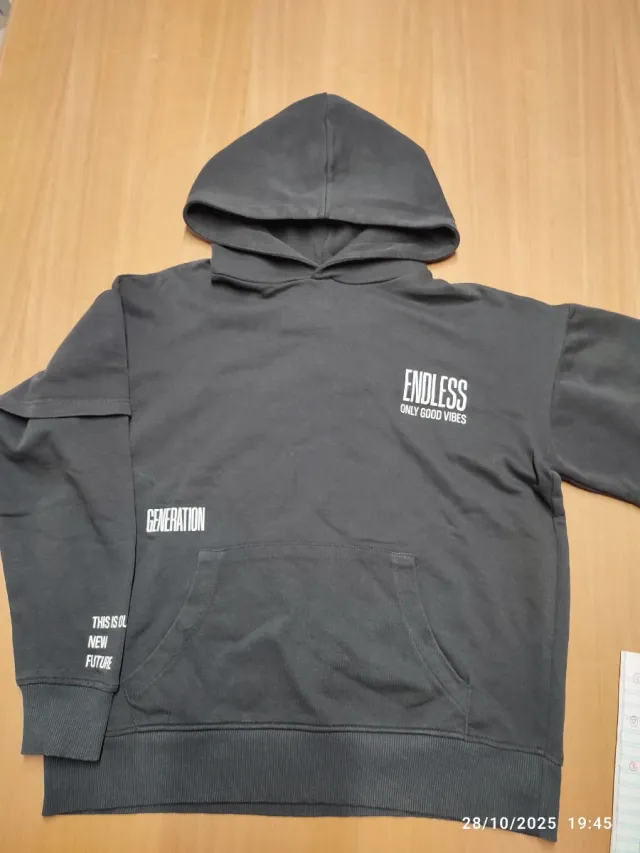 Sudadera negra niño