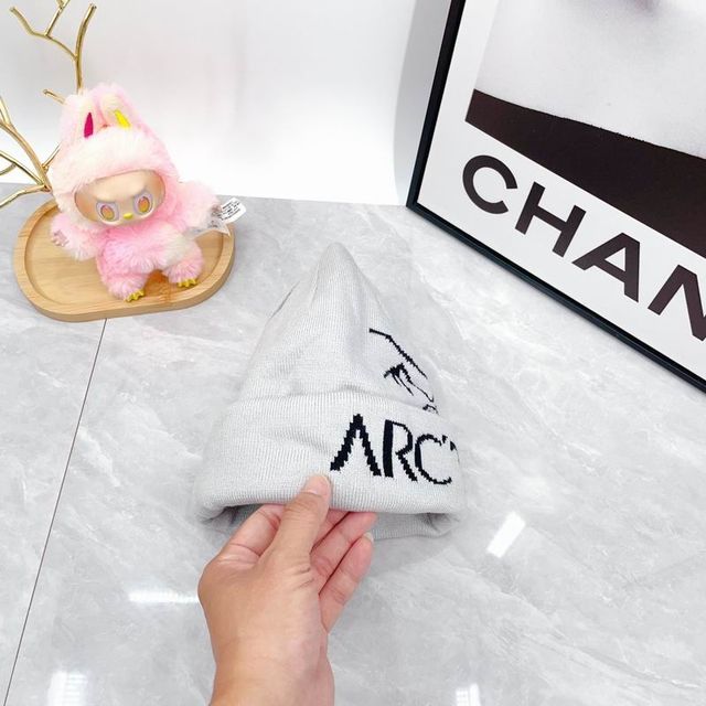 Gorro Arc'teryx Blanco