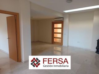 Casa adosada en alquiler en Sur en Jerez de la Frontera