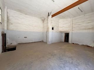 Local comercial en venta en Caudete