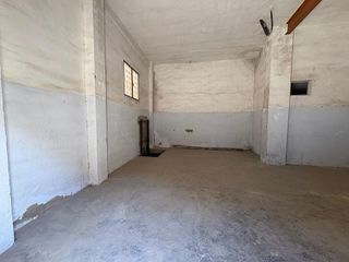 Local comercial en venta en Caudete