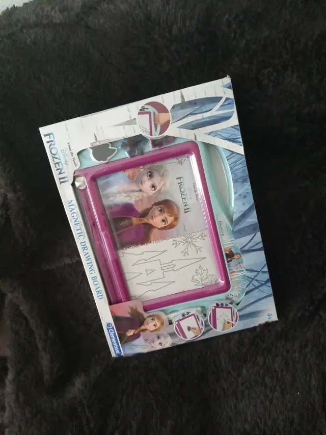 Pizarra Magnética Frozen II Clementoni