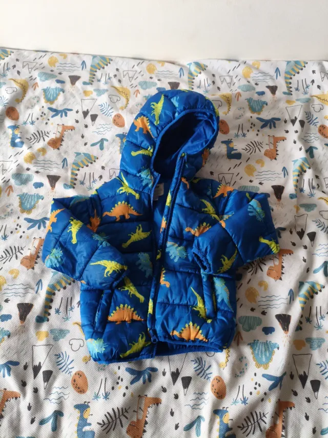 Abrigo dinosaurios niño entretiempo talla 5 años