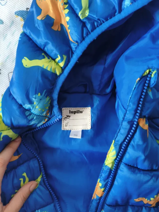 Abrigo dinosaurios niño entretiempo talla 5 años