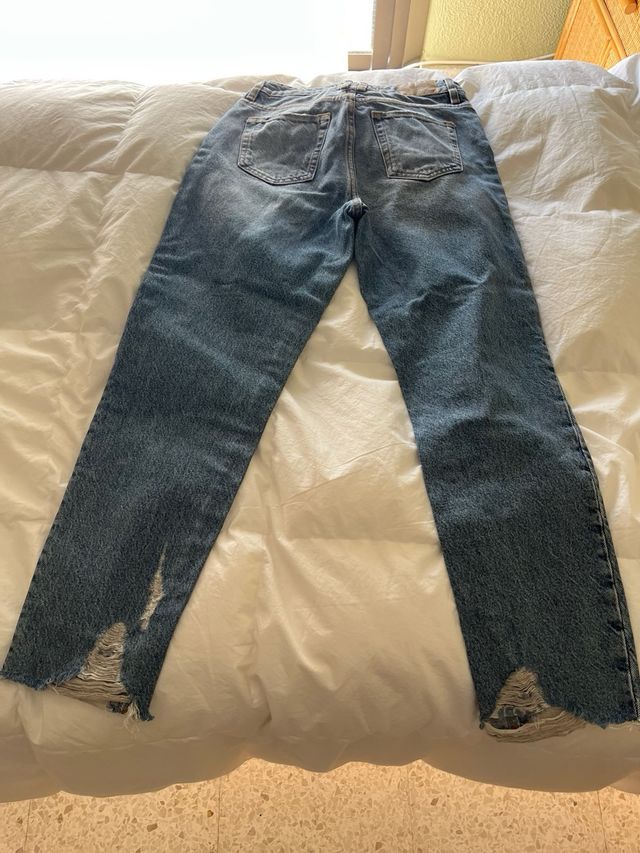 Vaqueros Zara Desgastados