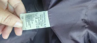 Chaqueta marrón con cuello de pelo