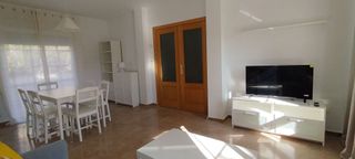 Casa adosada en alquiler en Valdepeñas