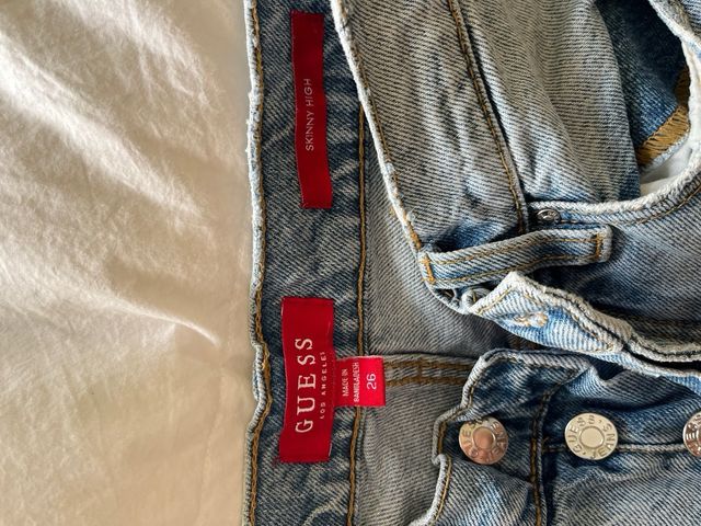 Vaqueros Guess Azules