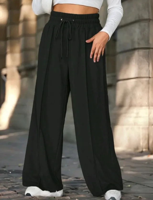 Pantalón chándal negro ancho