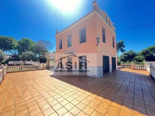 Chalet en alquiler en Zona Urbanizaciones en Alzira