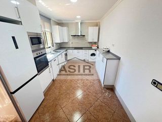 Chalet en alquiler en Zona Urbanizaciones en Alzira