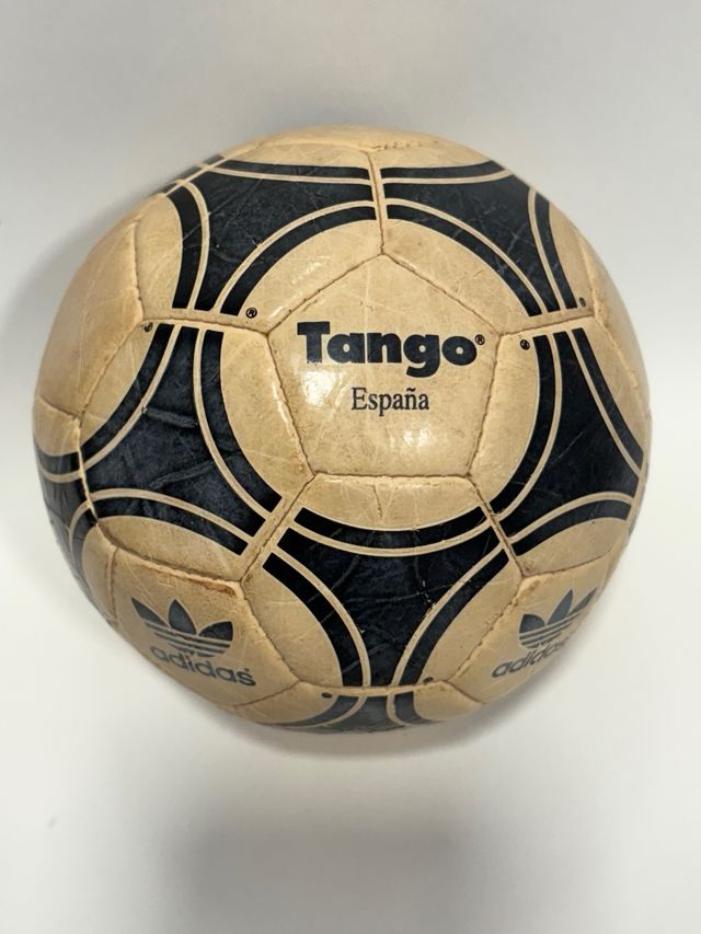 Bola Adidas Tango Espanha