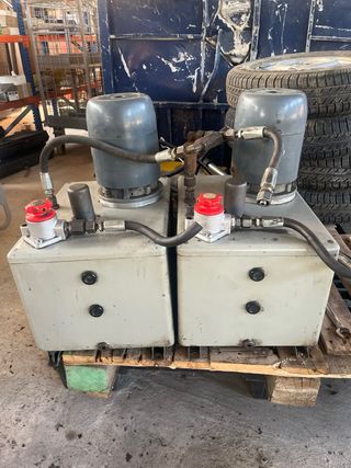 2 Bombas Hidráulicas