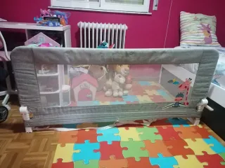 Barrera de seguridad para cama infantil