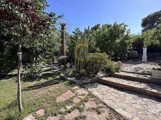 Chalet en venta en Peña de las Águilas en Elche