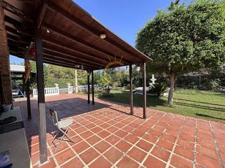 Chalet en venta en Peña de las Águilas en Elche