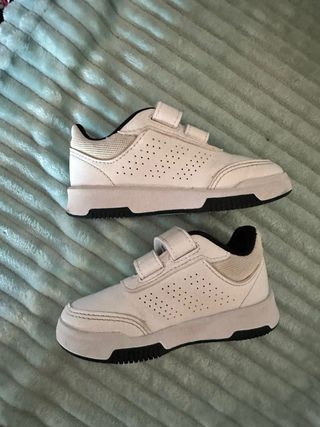 Scarpe per bambini Adidas White Velcro