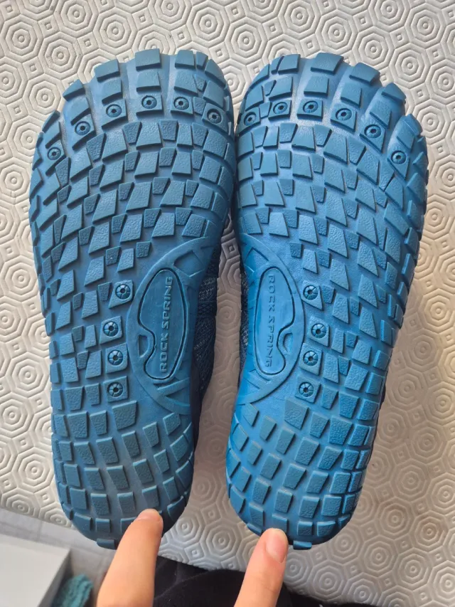 Scarpe barefoot indossate una volta