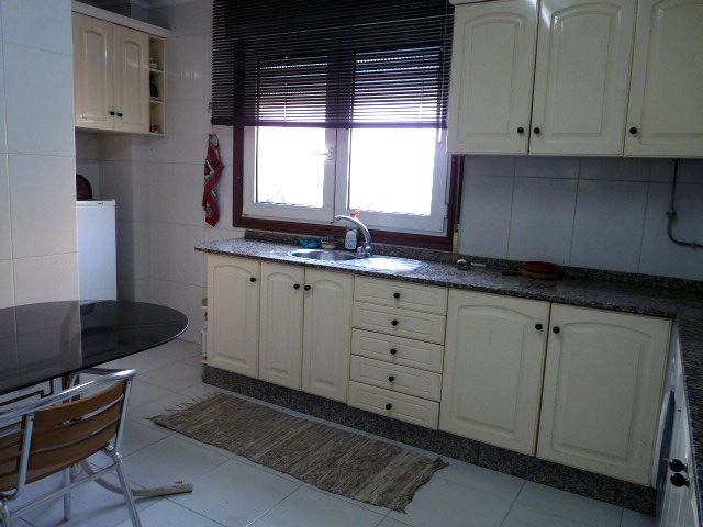 Muebles de cocina blancos