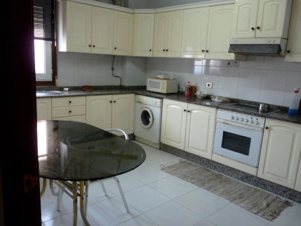 Muebles de cocina blancos