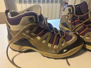 Scarpe trekking Quechua impermeabili marroni/viola