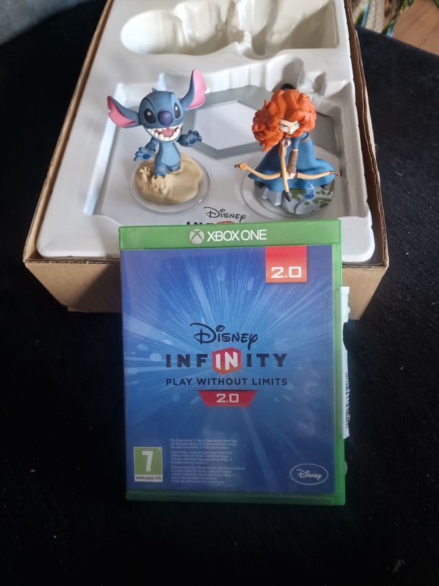 Figuras Disney Infinity Stitch y Mérida