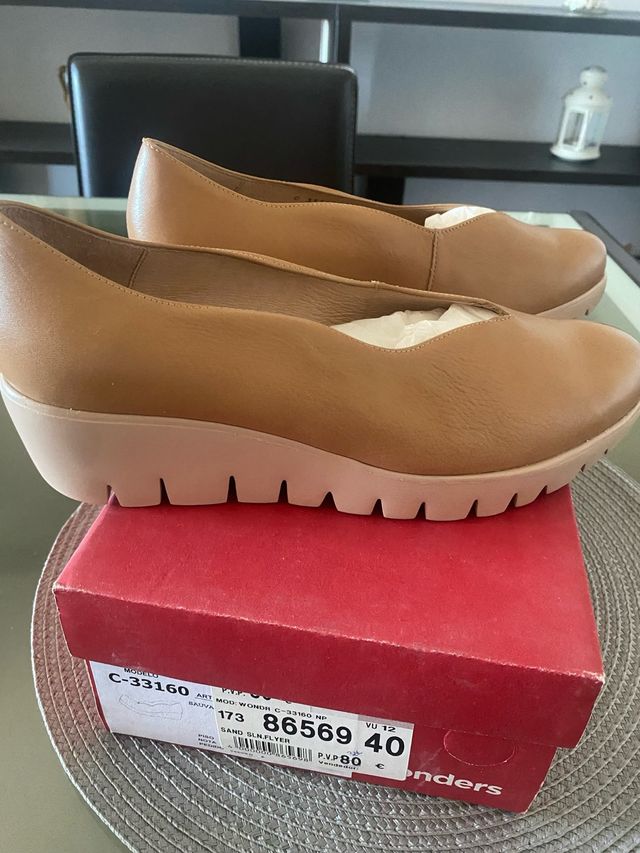 Zapatos Wonders piel marrón talla 40 nuevos