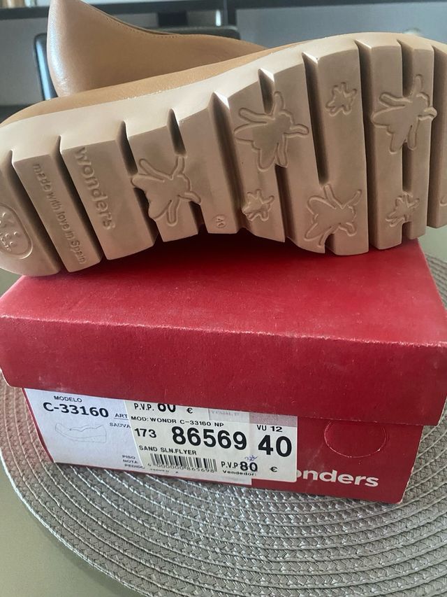 Zapatos Wonders piel marrón talla 40 nuevos