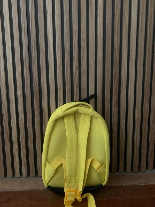 Mochila infantil con diseño de rana