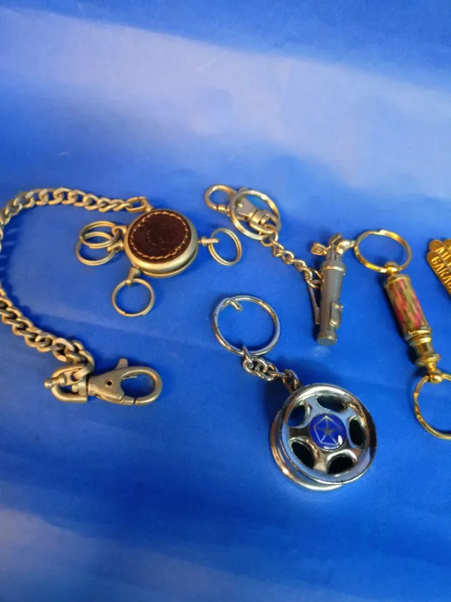 Set di 6 portachiavi assortiti