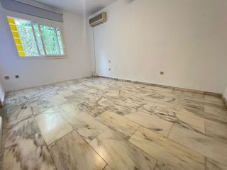 Chalet en alquiler en Espartinas