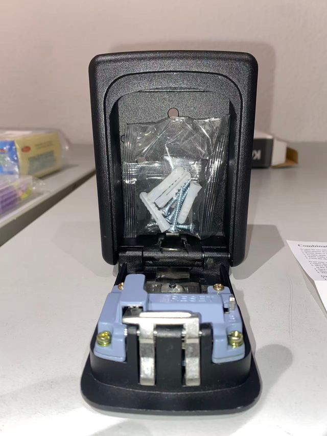 Caja de Seguridad con Combinación de Alta Capacida