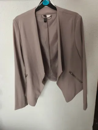 Chaqueta elegante Gris Talla S como nueva