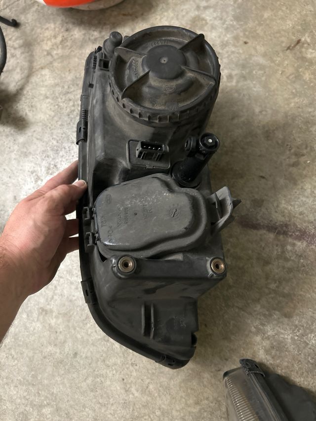 Focos delanteros Volvo V70 1998