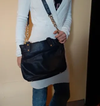 Borsa a tracolla firmata Michael Kors