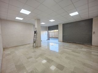 Local comercial en alquiler en Montcada Centre - La Ribera en Montcada i Reixac