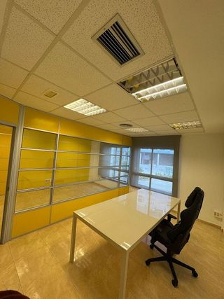 Oficina en alquiler en Arenales - Lugo - Avenida Marítima en Palmas de Gran Canaria(Las)