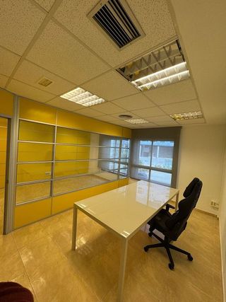 Oficina en alquiler en Arenales - Lugo - Avenida Marítima en Palmas de Gran Canaria(Las)