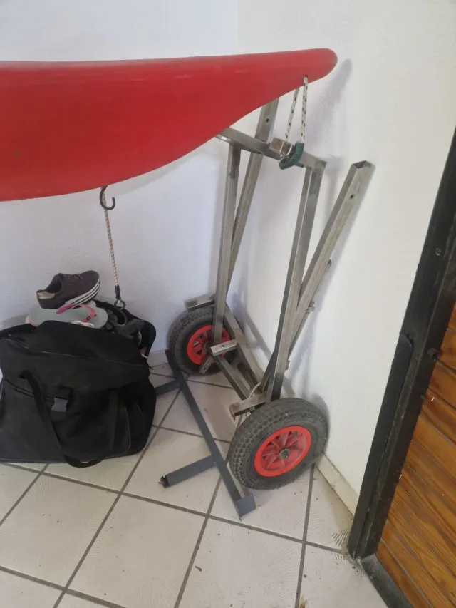 2 Kayaks (rojo y amarillo)