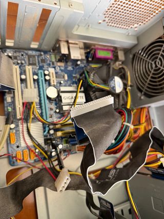 Ordenador sobremesa para piezas