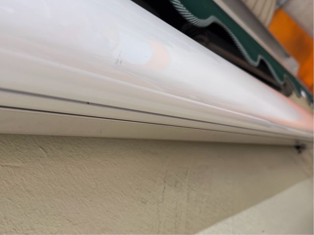 Toldo articulado Cofre