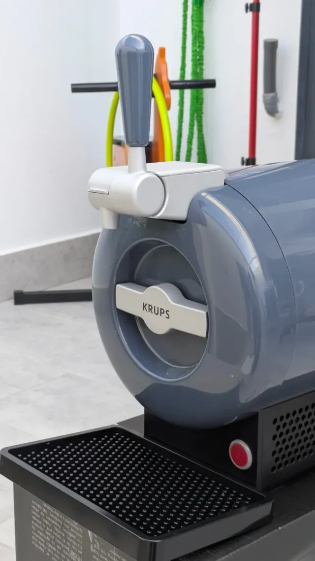 Sparatutto per birra Krups SUB