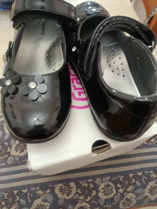 Scarpine bambina nere vernice Graceland