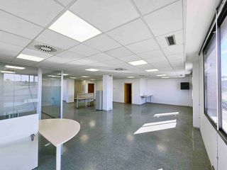 Oficina en alquiler en Sant Just Desvern