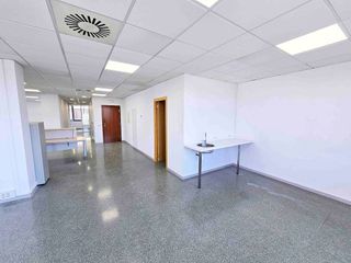Oficina en alquiler en Sant Just Desvern