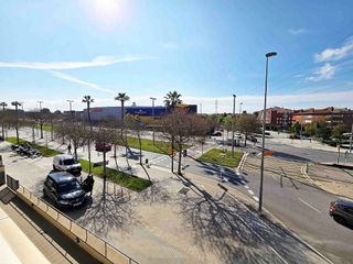 Oficina en alquiler en Sant Just Desvern