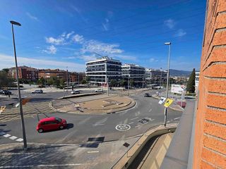 Oficina en alquiler en Sant Just Desvern