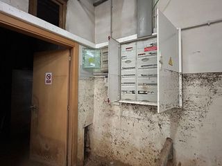 Nave industrial en alquiler en Benetússer