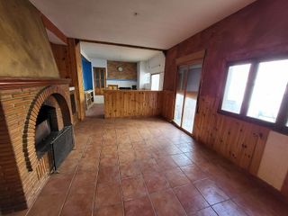 Casa adosada en venta en Alcaudete