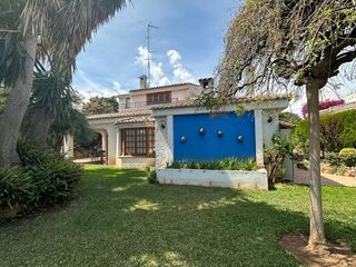 Chalet en venta en Picassent